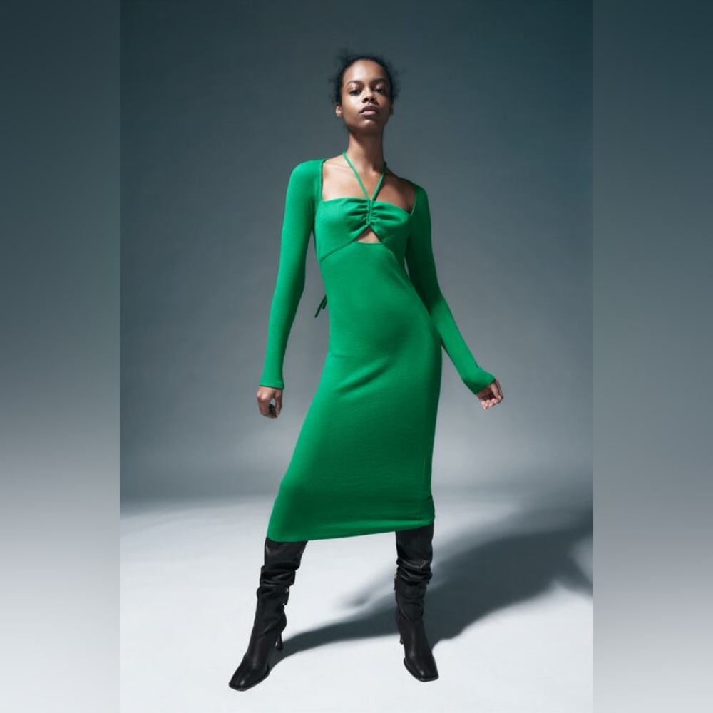 NEW ZARA GREEN LS RIBBED CUT OUT STRETCH MIDI DRESS